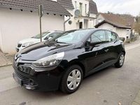 Gebraucht Renault Clio IV 73 PS (53 kW) 2016 Sternenschwarz Kleinwagen