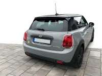 Usata Mini Cooper SE Classic 135 kW (184 CV) 2021 Grigio Utilitaria