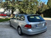 Gebraucht VW Golf VI 105 PS (77 kW) 2009 Silber Kleinwagen