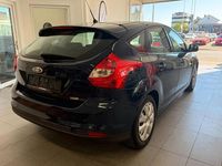 Usata Ford Focus 101 CV (74 kW) 2013 Blu Berlina
