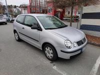 Gebraucht VW Polo 75 PS (55 kW) 2004 Silber Kleinwagen