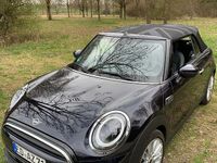 Używany Mini Cooper 136 KM (100 kW) 2024 Czarny Hatchback