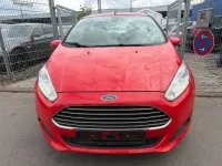 Second-hand Ford Fiesta Titanium 101 CP (74 kW) 2014 Roșu Hatchback