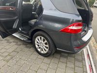 Gebraucht Mercedes ML350 258 PS (189 kW) 2013 Grau SUV