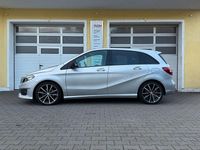 Gebraucht Mercedes B220 184 PS (135 kW) 2016 Silber Van / Kleinbus