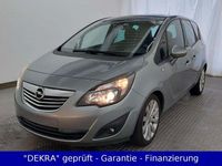 Gebraucht Opel Meriva Innovation 101 PS (74 kW) 2011 Silber Van / Kleinbus