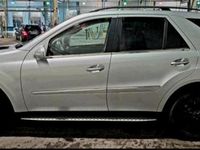 Używany Mercedes ML280 190 KM (139 kW) 2008 Czarny SUV