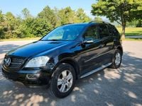 Gebraucht Mercedes ML320 224 PS (164 kW) 2007 Schwarz SUV