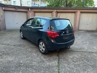 Second-hand Opel Meriva 140 CP (102 kW) 2013 Negru Monovolum