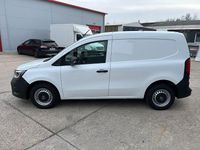 Gebraucht Renault Kangoo 89 kW (122 PS) 2022 Weiß Van / Kleinbus