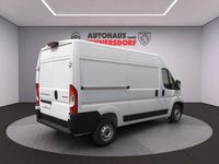 Neu Peugeot Boxer 140 PS (102 kW) 2025 Kaolin weiß Van