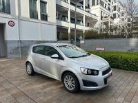 Gebraucht Chevrolet Aveo 101 PS (74 kW) 2012 Silber Limousine