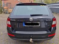 Gebraucht Skoda Octavia 105 PS (77 kW) 2014 Schwarz Kleinwagen