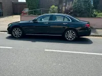 Gebraucht Mercedes E300 192 PS (141 kW) 2019 Schwarz Limousine