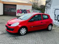 Gebraucht Renault Clio II 70 PS (51 kW) 2006 Rot Kleinwagen