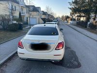 Gebraucht Mercedes E220 194 PS (142 kW) 2018 Beige Limousine