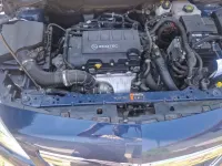 Usata Opel Astra 140 CV (102 kW) 2012 Blu Berlina