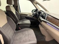 Gebraucht VW Multivan Style 177 PS (130 kW) 2025 Silber Van
