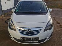 Gebraucht Opel Meriva Innovation 110 PS (80 kW) 2012 Casabl/arctic/eisweiss/kaolin Van / Kleinbus