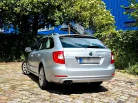 Gebraucht Skoda Superb Elegance 160 PS (117 kW) 2010 Grau Kombi