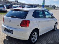 Gebraucht VW Polo Life 75 PS (55 kW) 2014 Weiß Limousine