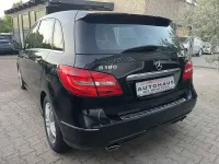 Gebraucht Mercedes B180 Sport 109 PS (80 kW) 2013 Kosmosschwarz  metalliclack Kleinwagen