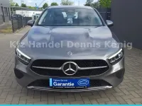 Gebraucht Mercedes A200 163 PS (119 kW) 2023 Grau Limousine