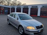 Gebraucht Skoda Octavia 105 PS (77 kW) 2005 Silber Limousine