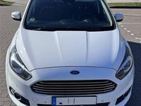 Gebraucht Ford S-MAX Titanium 150 PS (110 kW) 2016 Weiß Van / Kleinbus
