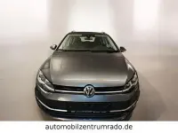 Gebraucht VW Golf VII Highline 150 PS (110 kW) 2019 Grau Kombi