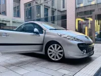 Gebraucht Peugeot 207 CC Platinum 120 PS (88 kW) 2008 Silber Cabrio
