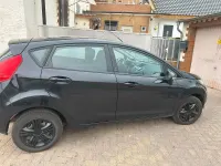Gebraucht Ford Fiesta 82 PS (60 kW) 2013 Schwarz Kleinwagen