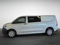 Gebraucht VW Transporter 150 PS (110 kW) 2026 Rot (light grey metallic) Van