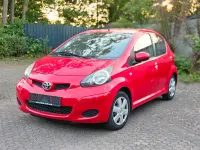 Gebraucht Toyota Aygo 68 PS (50 kW) 2011 Rot Kleinwagen