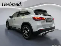 Gebraucht Mercedes GLA200 Progressive 163 PS (119 kW) 2022 Iridiumsilber metallic SUV