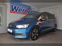 Gebraucht VW Touran Highline 150 PS (110 kW) 2023 Blau Van / Kleinbus