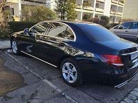 Gebraucht Mercedes E220 194 PS (142 kW) 2017 Blau Limousine