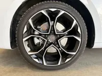 Gebraucht Cupra Leon 204 PS (150 kW) 2025 Weiß Kombi