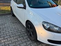 Gebraucht VW Golf VI 105 PS (77 kW) 2010 Weiß Kleinwagen