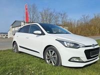 Gebraucht Hyundai i20 Active 120 PS (88 kW) 2017 Weiß Limousine