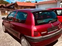 Gebraucht Renault Clio II 58 PS (42 kW) 2000 Rot Limousine