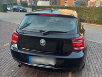 Gebraucht BMW 114 Advantage 102 PS (75 kW) 2015 Schwarz Kleinwagen