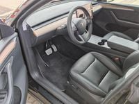 Gebraucht Tesla Model Y Performance 392 kW (534 PS) 2023 Schwarz SUV
