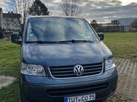 Gebraucht VW T5 131 PS (96 kW) 2007 Grau Van