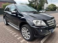 Gebraucht Mercedes ML350 224 PS (164 kW) 2009 Schwarz SUV