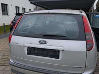 Gebraucht Ford Focus Titanium 101 PS (74 kW) 2006 Silber Kombi