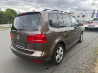 Gebraucht VW Touran Match 105 PS (77 kW) 2012 Braun Van / Kleinbus