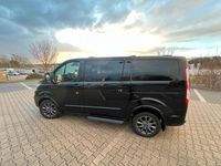 Gebraucht Ford Tourneo Titanium 185 PS (136 kW) 2021 Schwarz Van / Kleinbus
