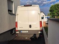 Gebraucht Iveco Daily 175 PS (128 kW) 2024 Weiß Van / Kleinbus