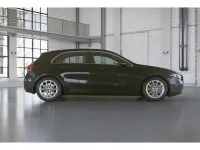 Gebraucht Mercedes A250 Progressive 224 PS (164 kW) 2019 Metalliclack kosmosschwarz Limousine